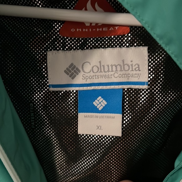 Womens Columbia jacket size XL - Picture 3 of 3
